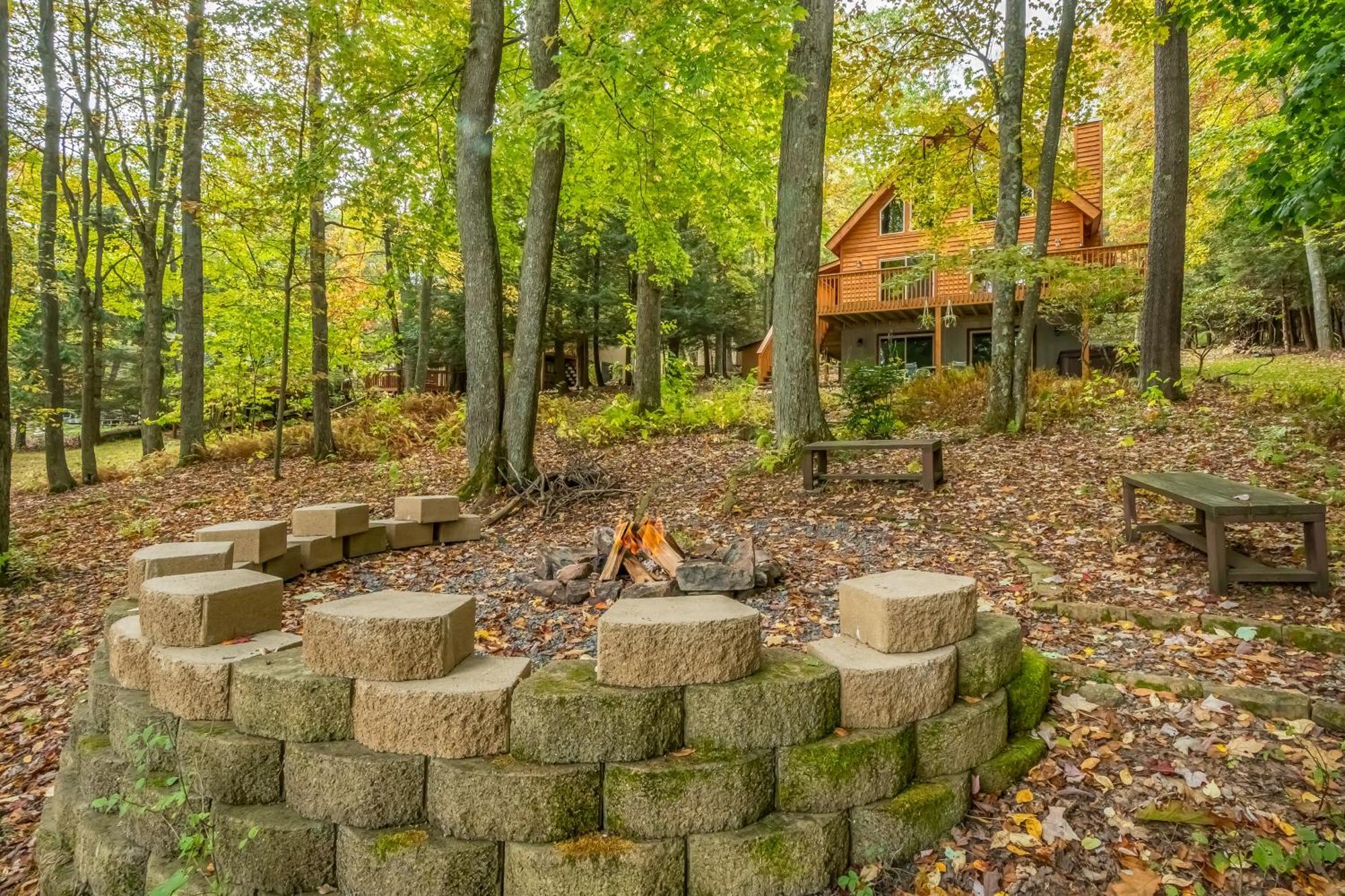 Maplewood Cottage McHenry Buitenkant foto